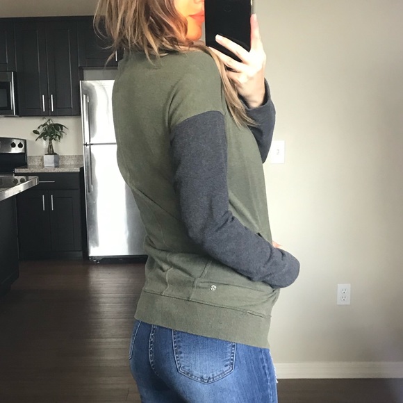 Lululemon Olive Gray Asymmetrical Zipper Jacket - Picture 3 of 7